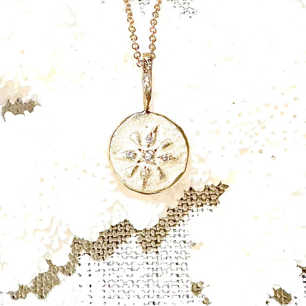 Star – The Magic Artifact Necklace