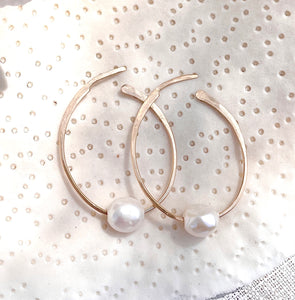 Gold Freshwater Pearl Oval Hoops