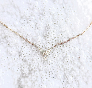 Soaring Delicate Necklace with Diamond